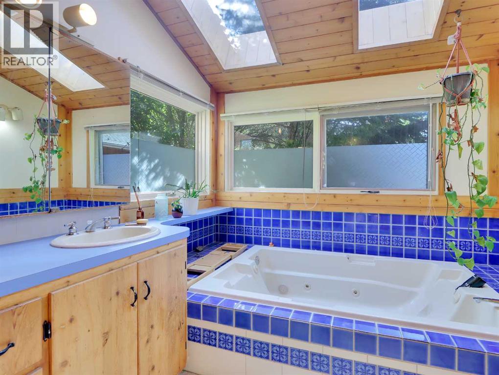 252 Three Sisters Drive, Canmore, Alberta  T1W 2M4 - Photo 20 - A2239562