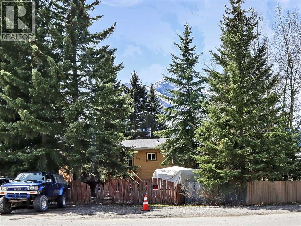 228 17th Street, Canmore, Alberta  T1W 1Y8 - Photo 7 - A2257684
