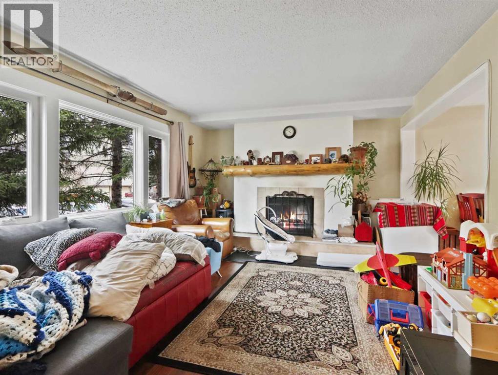 228 17th Street, Canmore, Alberta  T1W 1Y8 - Photo 9 - A2257684
