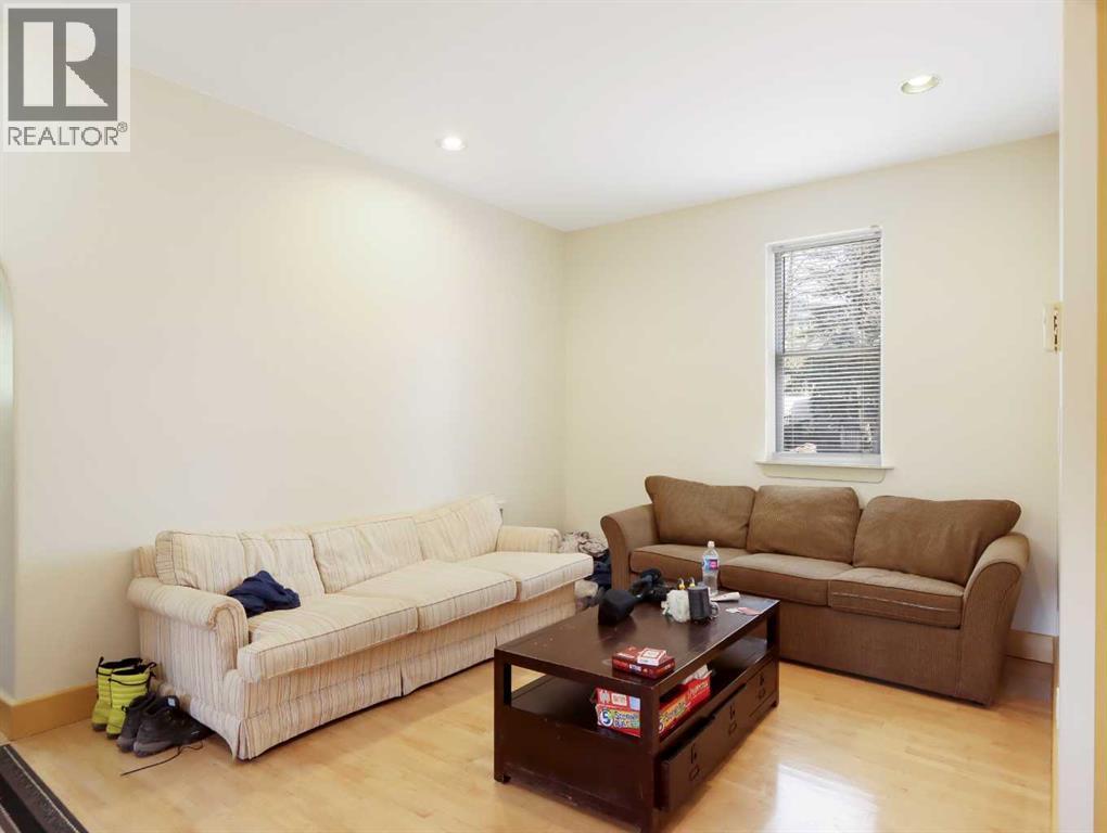 1621 1st Avenue, Canmore, Alberta  T1W 1M7 - Photo 10 - A2257145