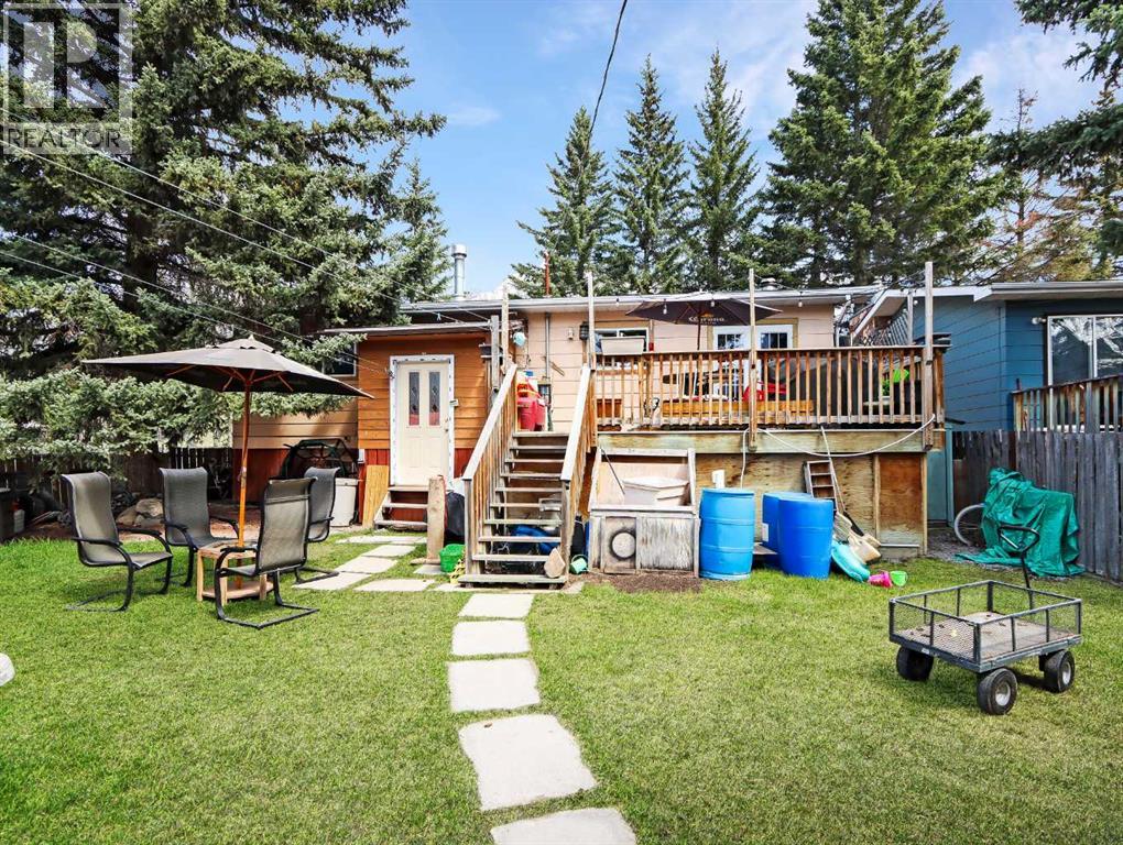 1621 1st Avenue, Canmore, Alberta  T1W 1M7 - Photo 4 - A2257145