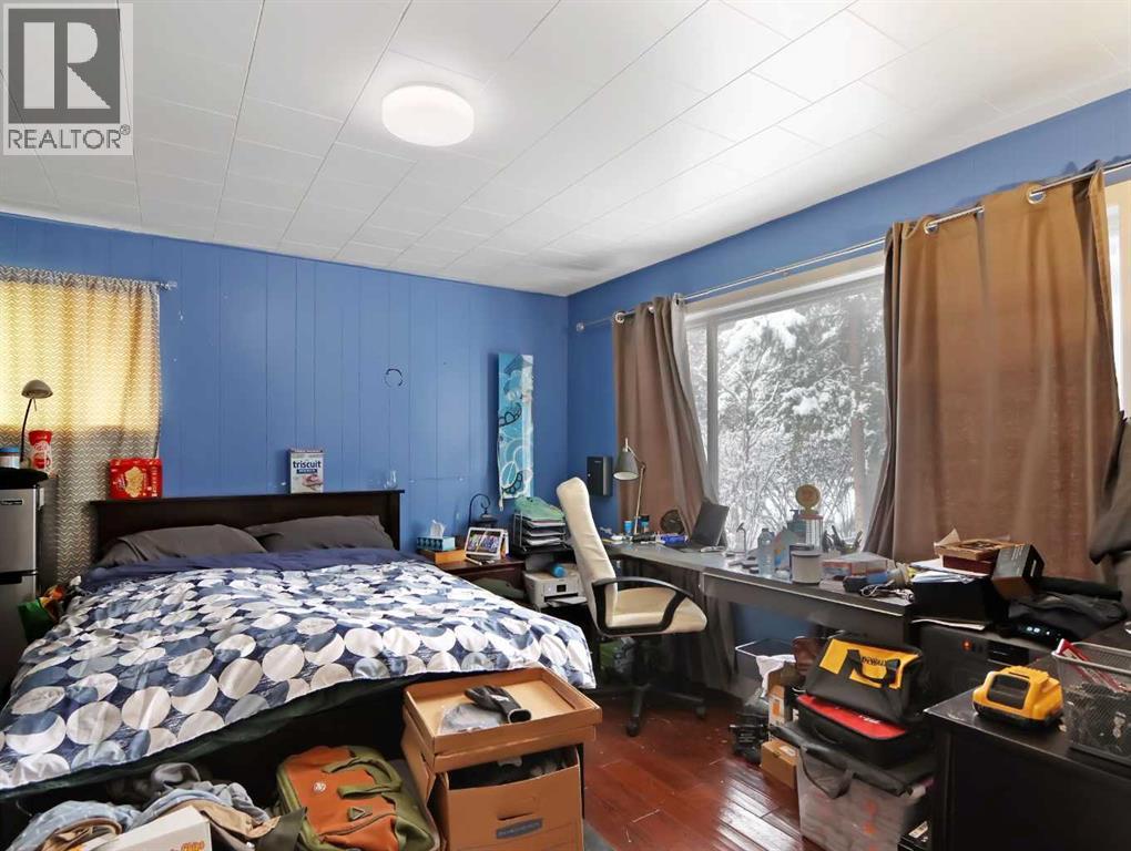 813 13th Street, Canmore, Alberta  T1W 1W5 - Photo 17 - A2272932