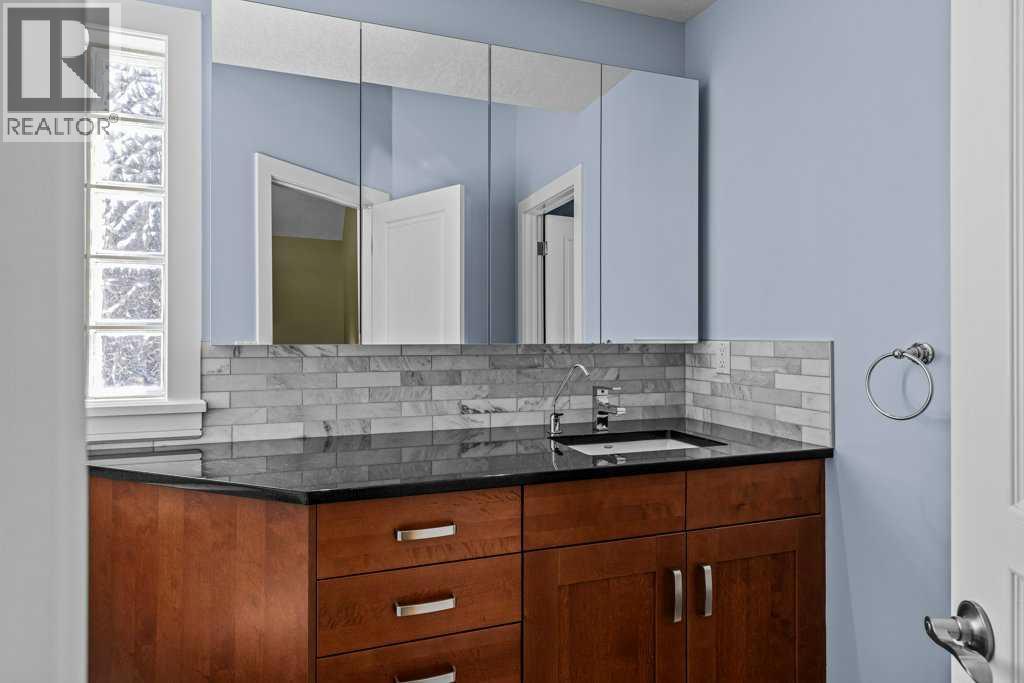 49, 127 Carey, Canmore, Alberta  T1W 2R3 - Photo 23 - A2301101