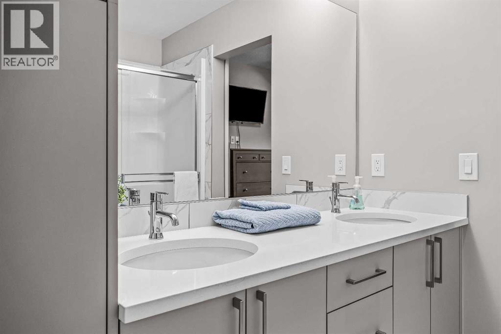 301, 106 Stewart Creek Rise S, Canmore, Alberta  T1W 0N3 - Photo 21 - A2302489