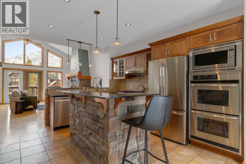330 Casale Place, Canmore, Alberta  T1W 3G2 - Photo 12 - A2303099