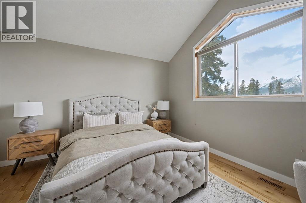 921 Lawrence Grassi Ridge, Canmore, Alberta  T1W 2Z5 - Photo 12 - A2310176