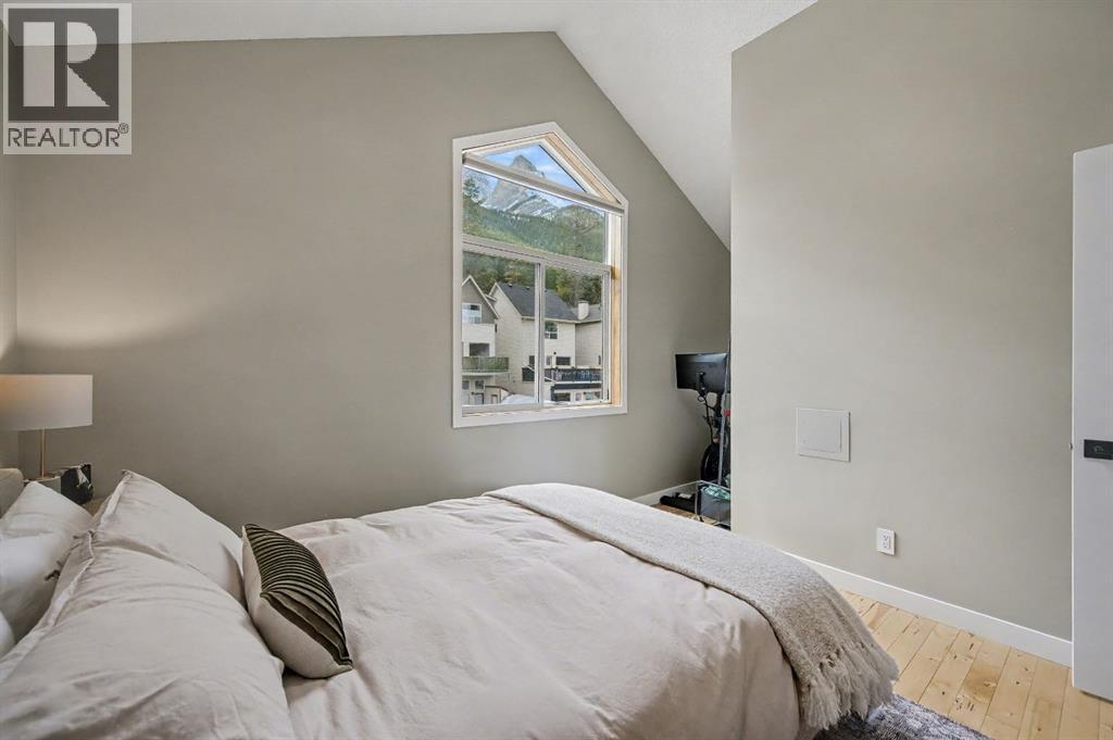 921 Lawrence Grassi Ridge, Canmore, Alberta  T1W 2Z5 - Photo 18 - A2310176