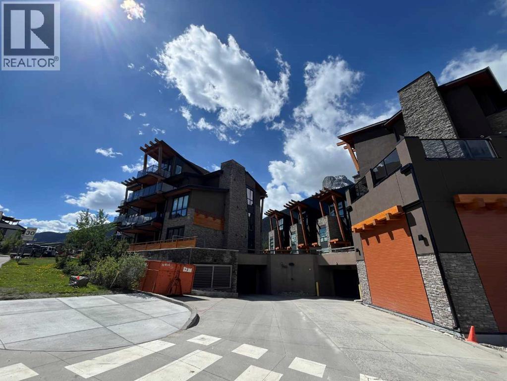 103, 101h Stewart Creek Rise, Canmore, Alberta  T1W 0K2 - Photo 35 - A2318180