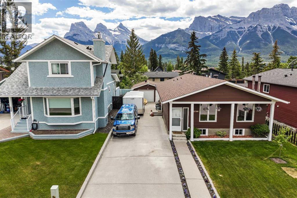 117 Kodiak Road, Canmore, Alberta  T1W 1C5 - Photo 3 - A2324057