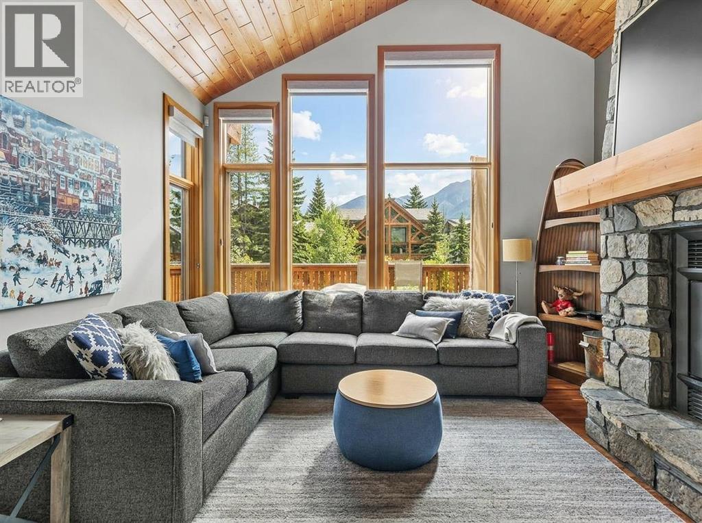634 4 Street, Canmore, Alberta  T1W 2H3 - Photo 3 - A2324780