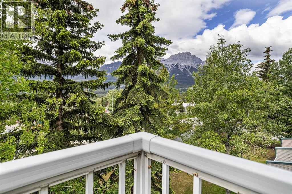 9, 200 Glacier Drive, Canmore, Alberta  T1W 1K6 - Photo 5 - A2324569