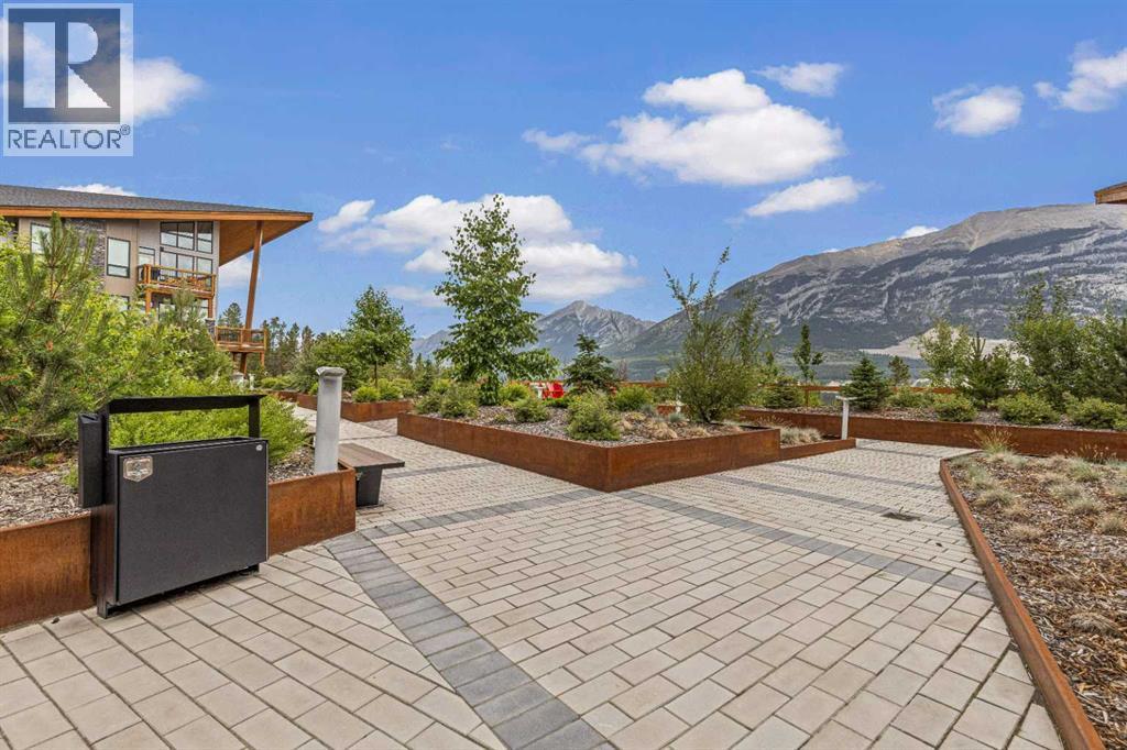 117, 106 Stewart Creek Rise, Canmore, Alberta  T1W 0N3 - Photo 31 - A2325914