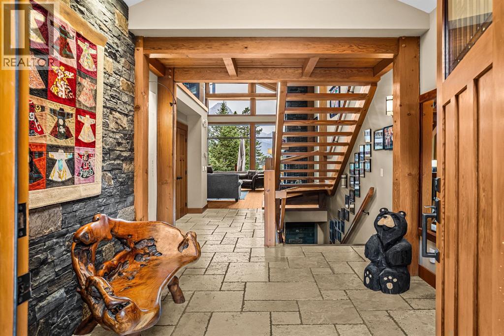 215 Benchlands Terrace, Canmore, Alberta  T1W 1G1 - Photo 5 - A2331064