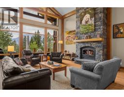 215 Benchlands Terrace, Canmore, Alberta