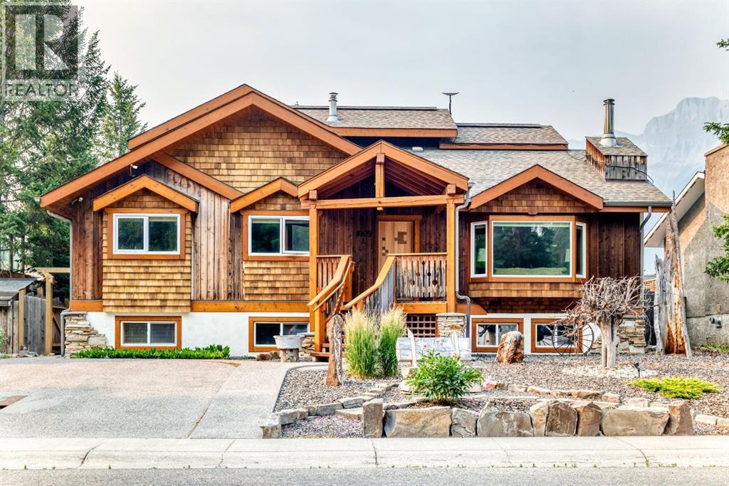 1009 15 Street, Canmore, Alberta  T1W 1V3 - Photo 3 - A2332861