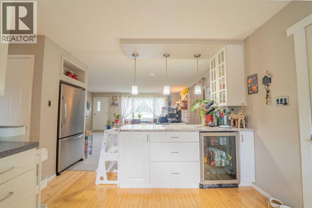 1306 1st Avenue, Canmore, Alberta  T1W 1M4 - Photo 18 - A2332992