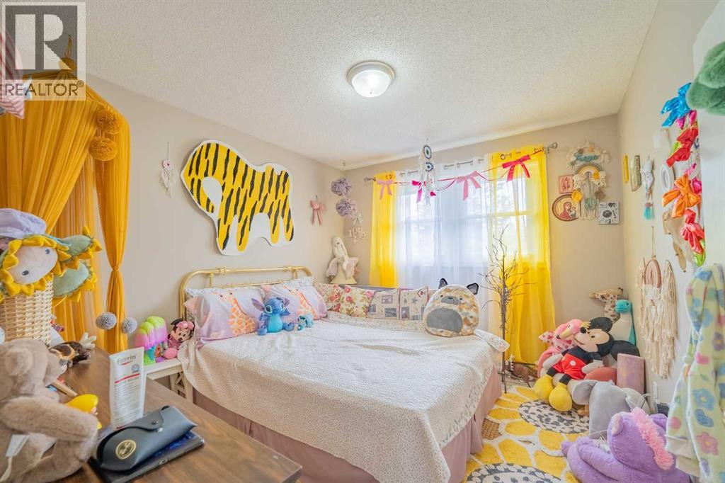 1306 1st Avenue, Canmore, Alberta  T1W 1M4 - Photo 20 - A2332992