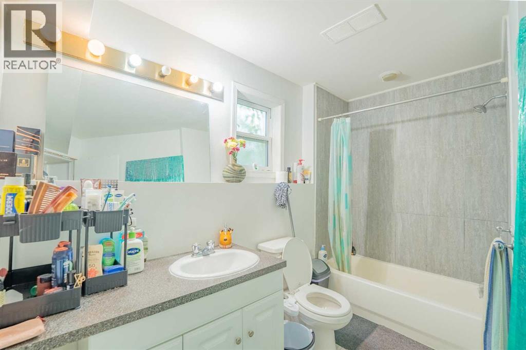 1306 1st Avenue, Canmore, Alberta  T1W 1M4 - Photo 27 - A2332992