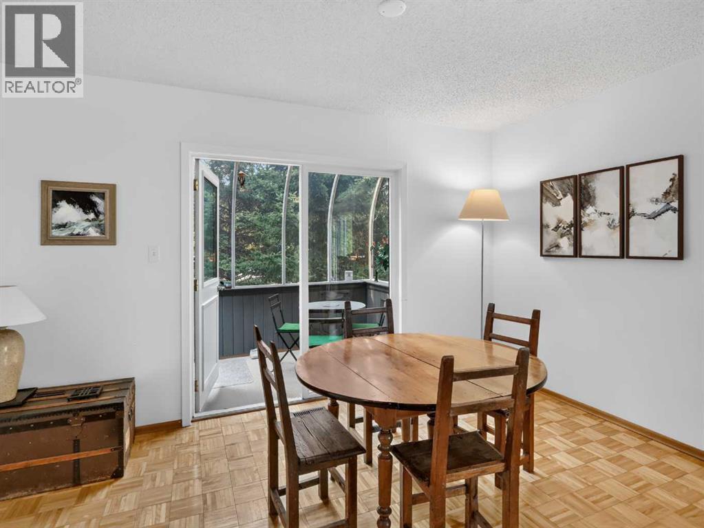 22 Pinewood Crescent, Canmore, Alberta  T1W 1P8 - Photo 6 - A2335810