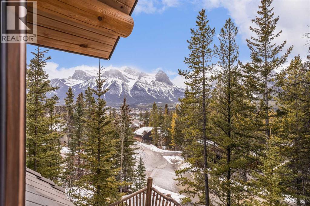 11 Aspen Glen, Canmore, Alberta  T1W 1A6 - Photo 2 - A2337813