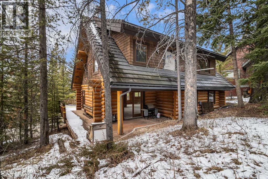 11 Aspen Glen, Canmore, Alberta  T1W 1A6 - Photo 3 - A2337813