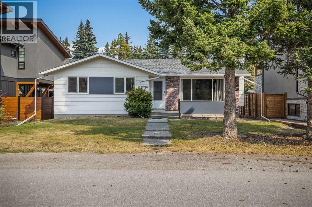 918 15th Street, Canmore, Alberta  T1W 1X3 - Photo 1 - A2341100