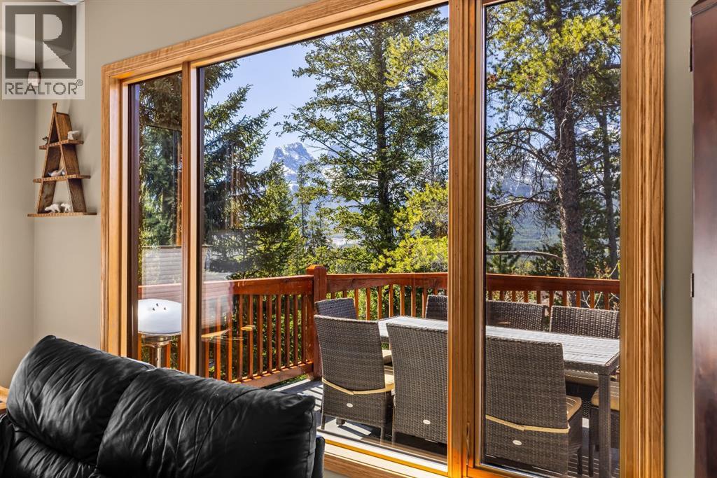 389 Eagle Heights, Canmore, Alberta  T1W 3C9 - Photo 16 - A2341331