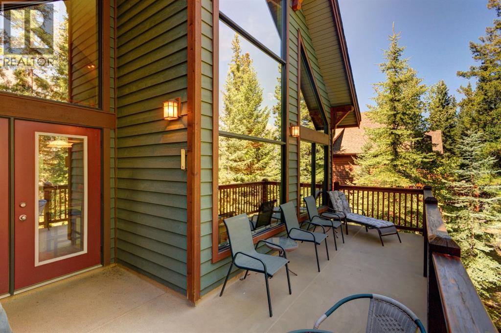 132 Krizan Bay, Canmore, Alberta  T1W 3G3 - Photo 13 - A2344187
