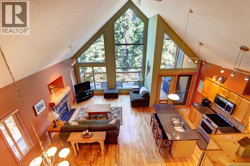 132 Krizan Bay, Canmore, Alberta  T1W 3G3 - Photo 27 - A2344187