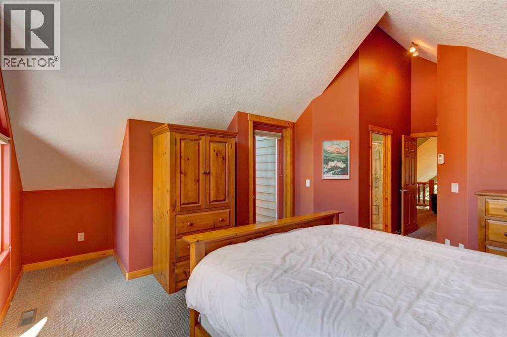 132 Krizan Bay, Canmore, Alberta  T1W 3G3 - Photo 30 - A2344187