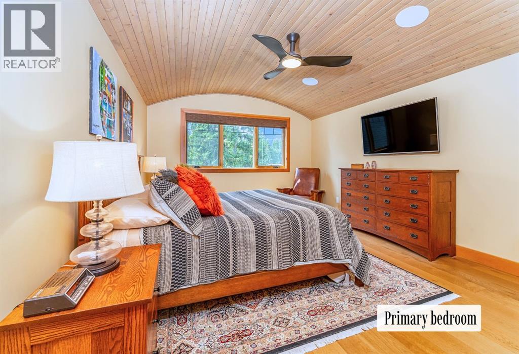 517 4th Street, Canmore, Alberta  T1W 2G6 - Photo 35 - A2344126