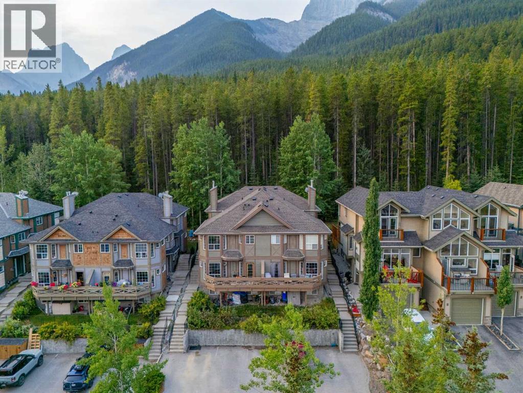 2, 827 Wilson Way, Canmore, Alberta  T1W 2Y8 - Photo 1 - A2344761