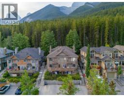 2, 827 Wilson Way, Canmore, Alberta