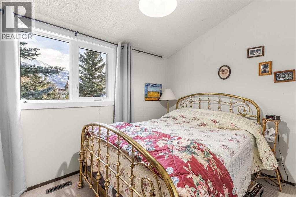 1001 9th Avenue, Canmore, Alberta  T1W 1Z5 - Photo 15 - A2351616