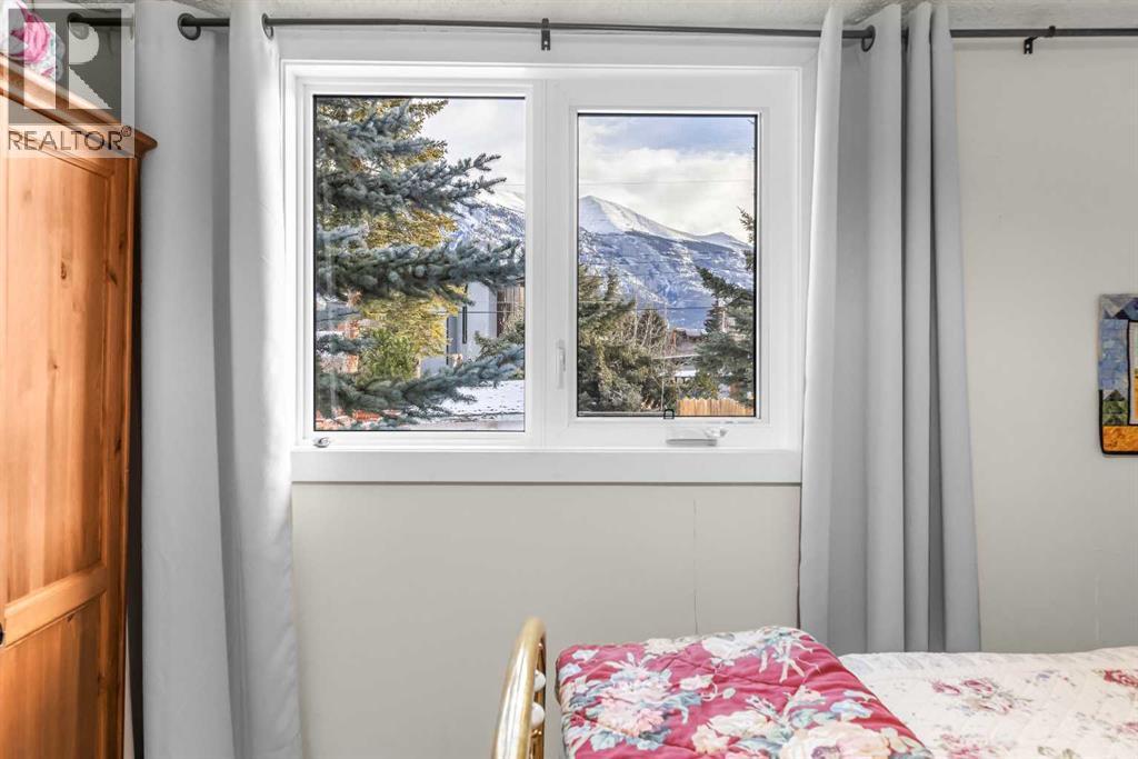 1001 9th Avenue, Canmore, Alberta  T1W 1Z5 - Photo 17 - A2351616