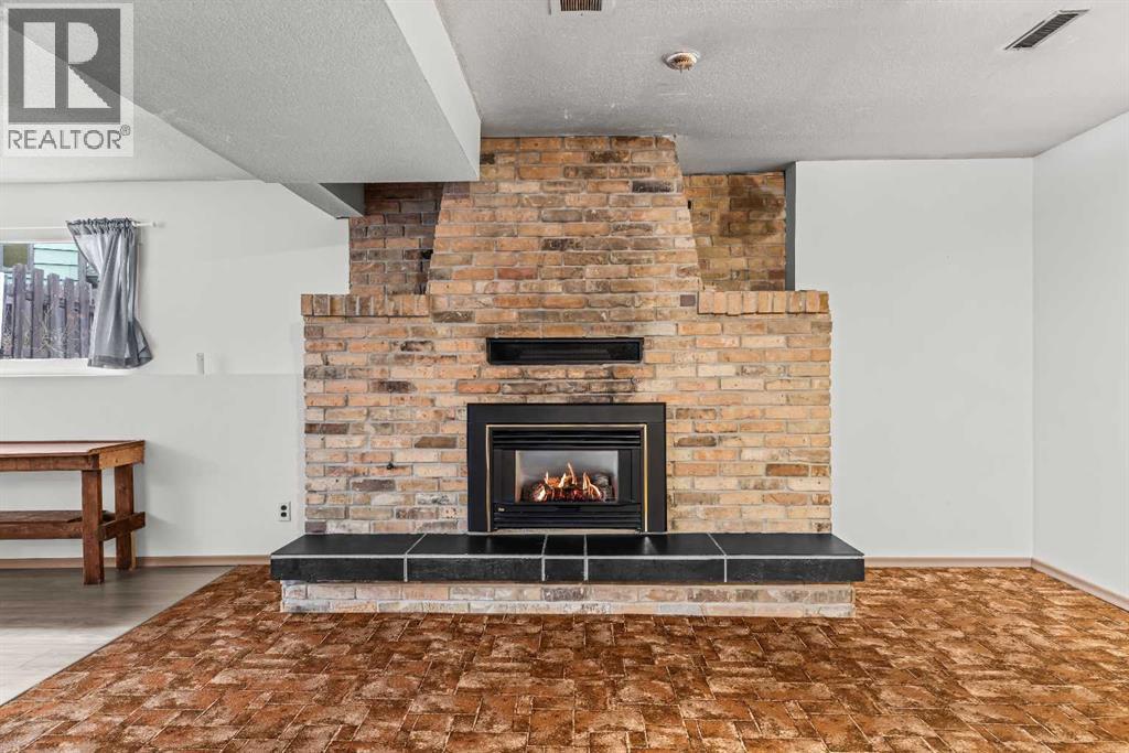 1001 9th Avenue, Canmore, Alberta  T1W 1Z5 - Photo 27 - A2351616