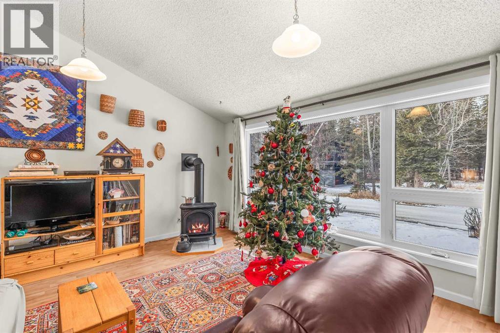 1001 9th Avenue, Canmore, Alberta  T1W 1Z5 - Photo 6 - A2351616
