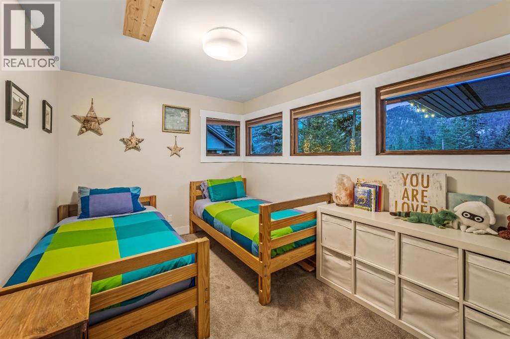 115 Spray Avenue, Banff, Alberta  T1L 1H1 - Photo 12 - A2351634