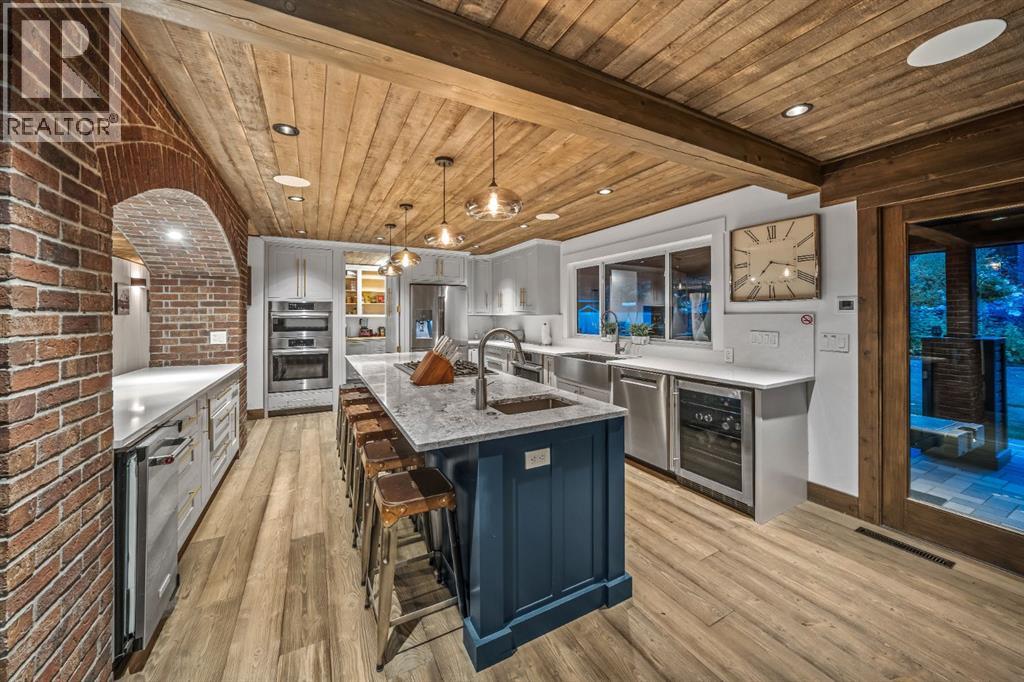 115 Spray Avenue, Banff, Alberta  T1L 1H1 - Photo 25 - A2351634
