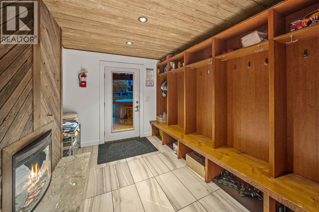 115 Spray Avenue, Banff, Alberta  T1L 1H1 - Photo 36 - A2351634