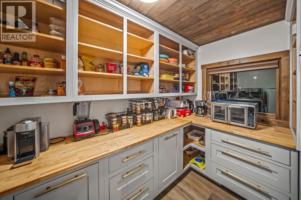 115 Spray Avenue, Banff, Alberta  T1L 1H1 - Photo 37 - A2351634