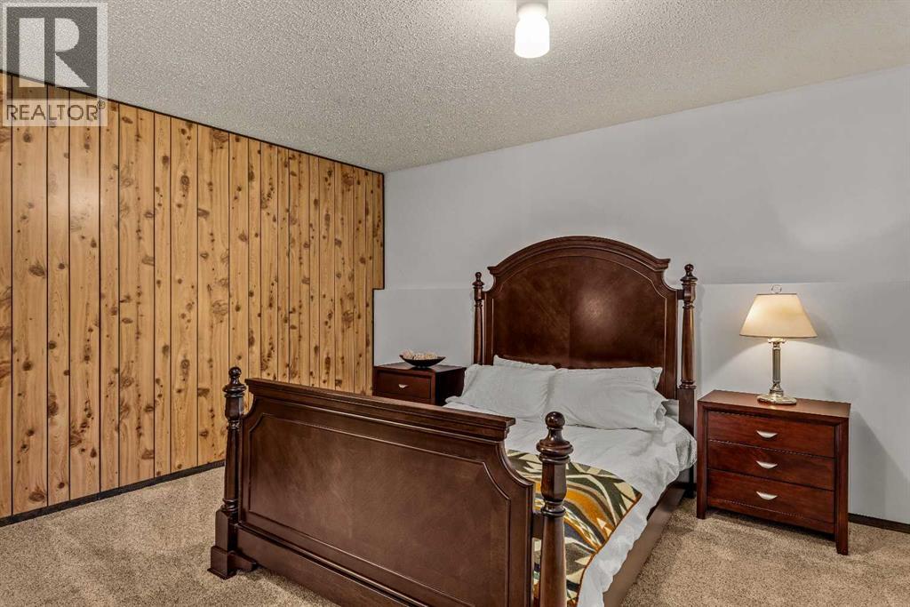 32 Mount Peechee Place, Canmore, Alberta  T1W 1Z4 - Photo 34 - A2353726