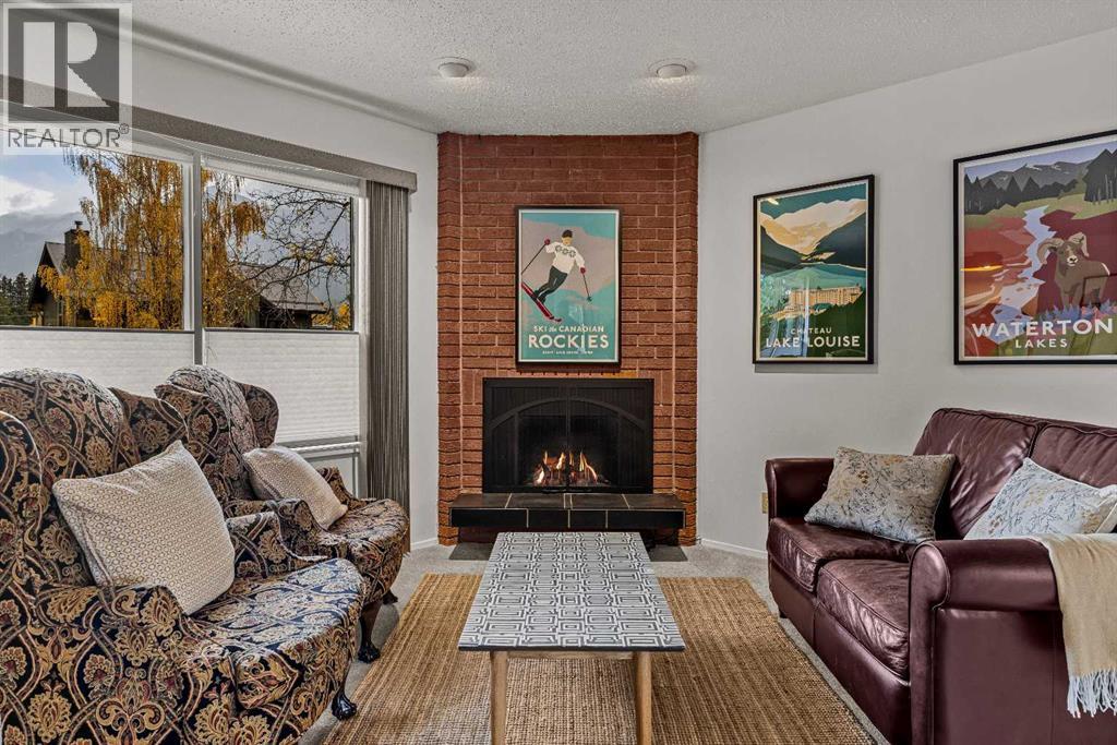 32 Mount Peechee Place, Canmore, Alberta  T1W 1Z4 - Photo 4 - A2353726