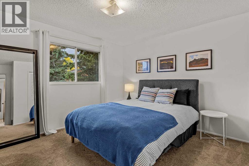 32 Mount Peechee Place, Canmore, Alberta  T1W 1Z4 - Photo 5 - A2353726