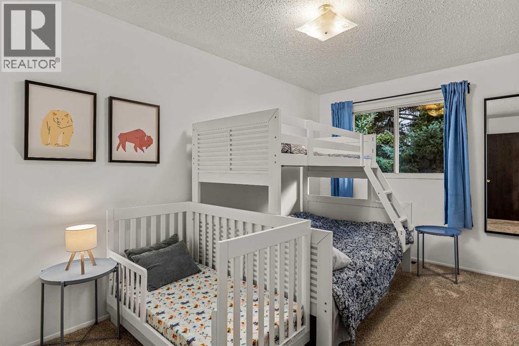 32 Mount Peechee Place, Canmore, Alberta  T1W 1Z4 - Photo 6 - A2353726