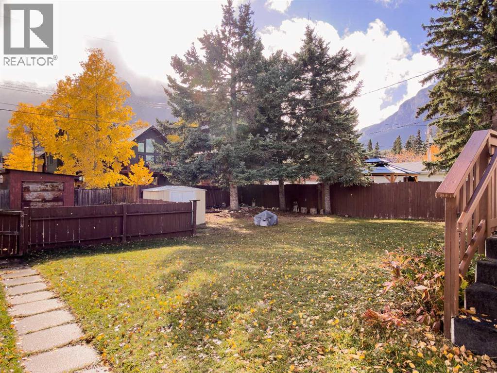 32 Mount Peechee Place, Canmore, Alberta  T1W 1Z4 - Photo 9 - A2353726