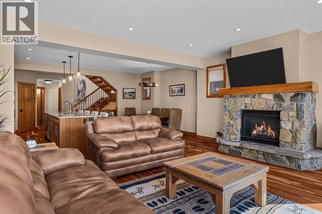 2, 813 4th Street, Canmore, Alberta  T1W 2G9 - Photo 13 - A2354022