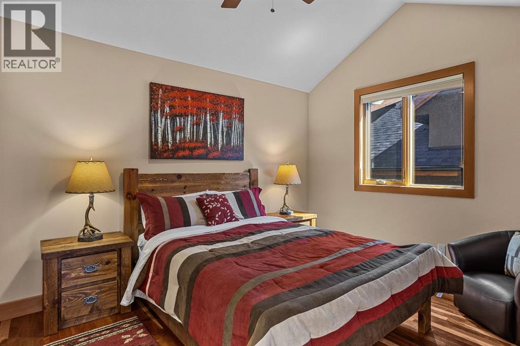 2, 813 4th Street, Canmore, Alberta  T1W 2G9 - Photo 29 - A2354022