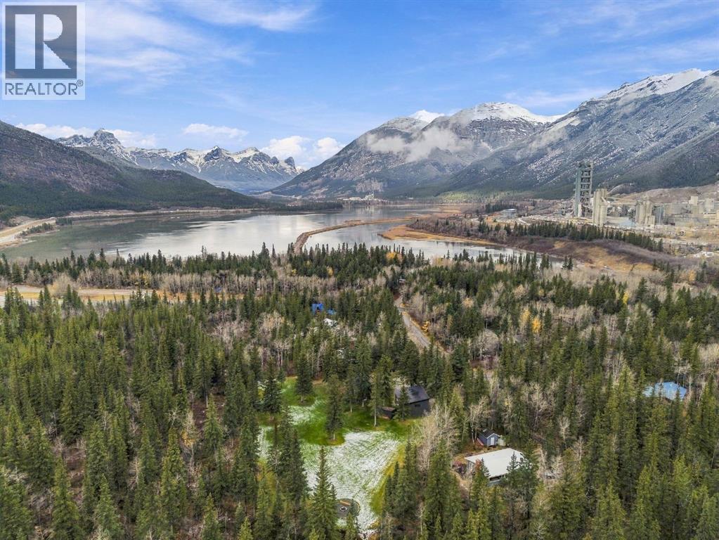 14 Des Arcs Crescent, Lac Des Arcs, Alberta  T1W 2W3 - Photo 46 - A2354167